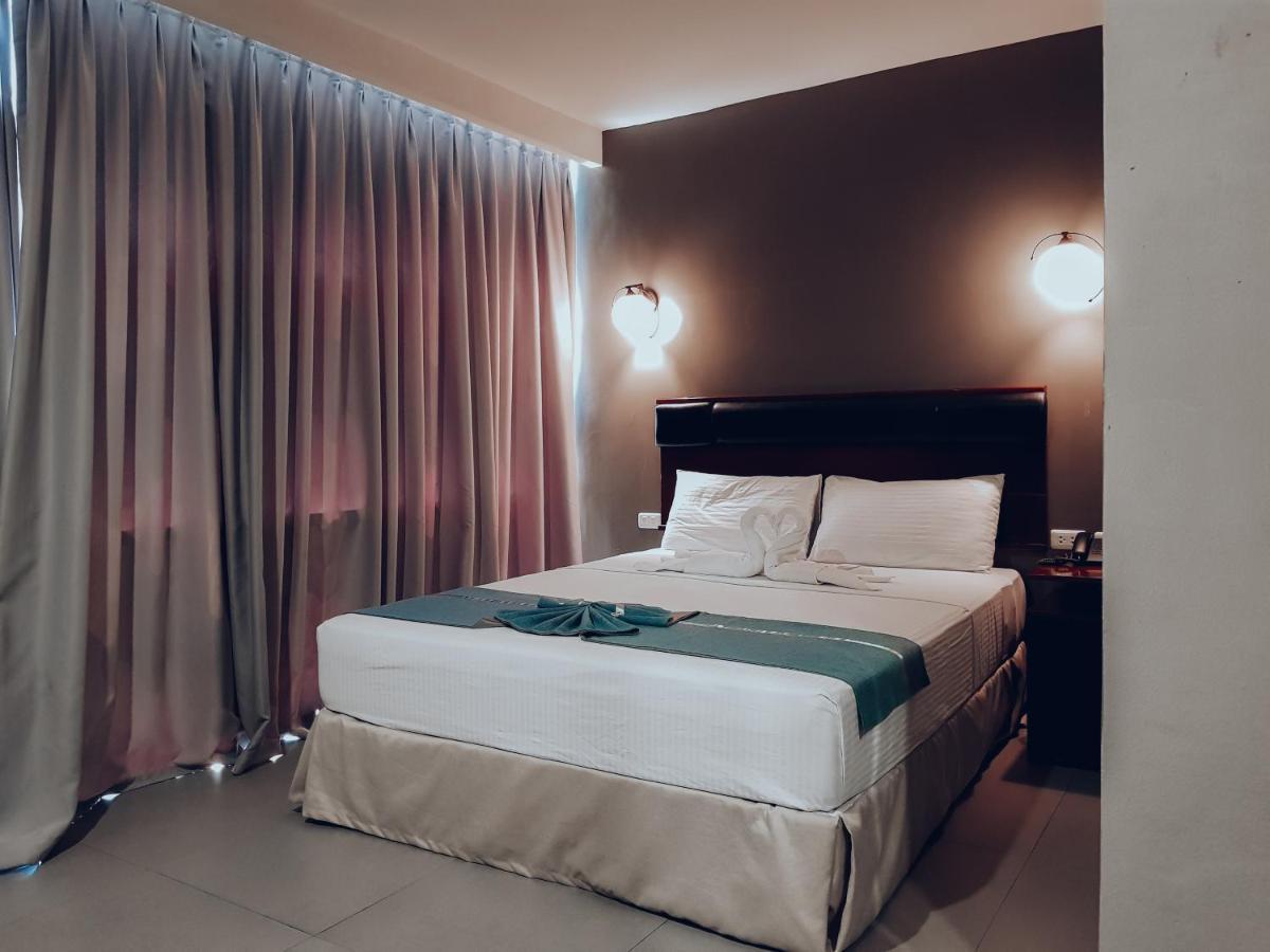 Dosi Hotel Ph タリサイ エクステリア 写真