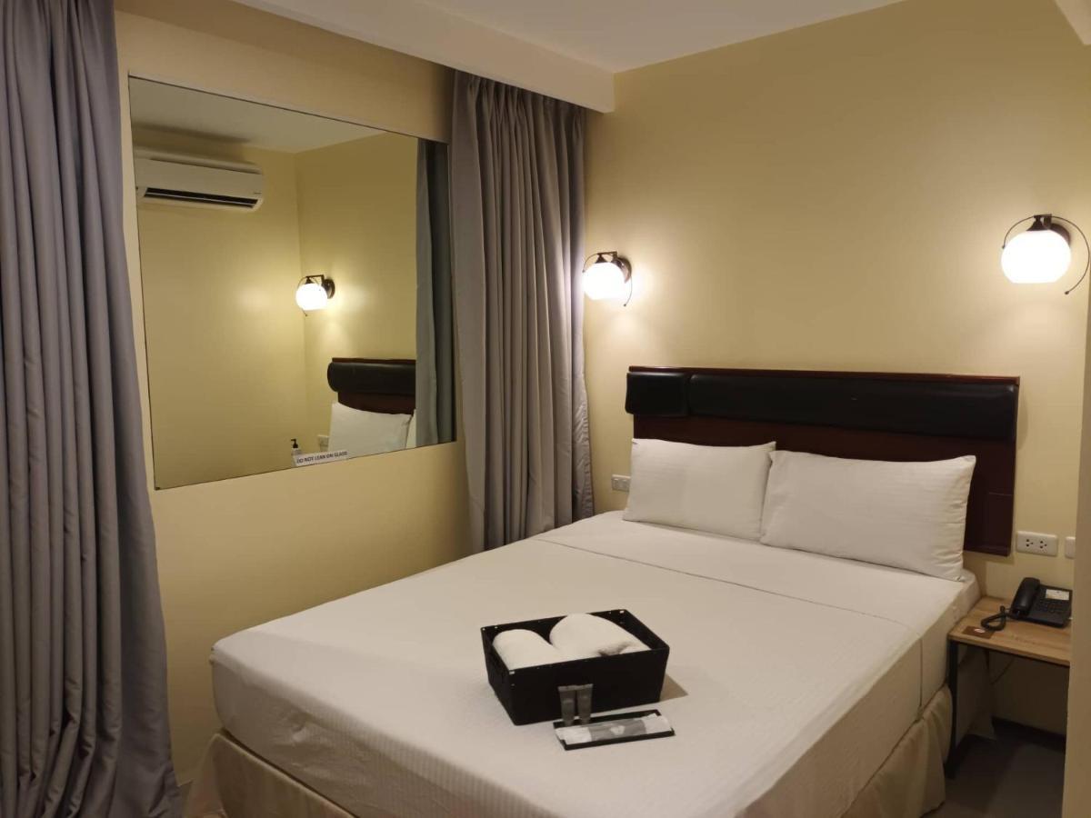 Dosi Hotel Ph タリサイ エクステリア 写真