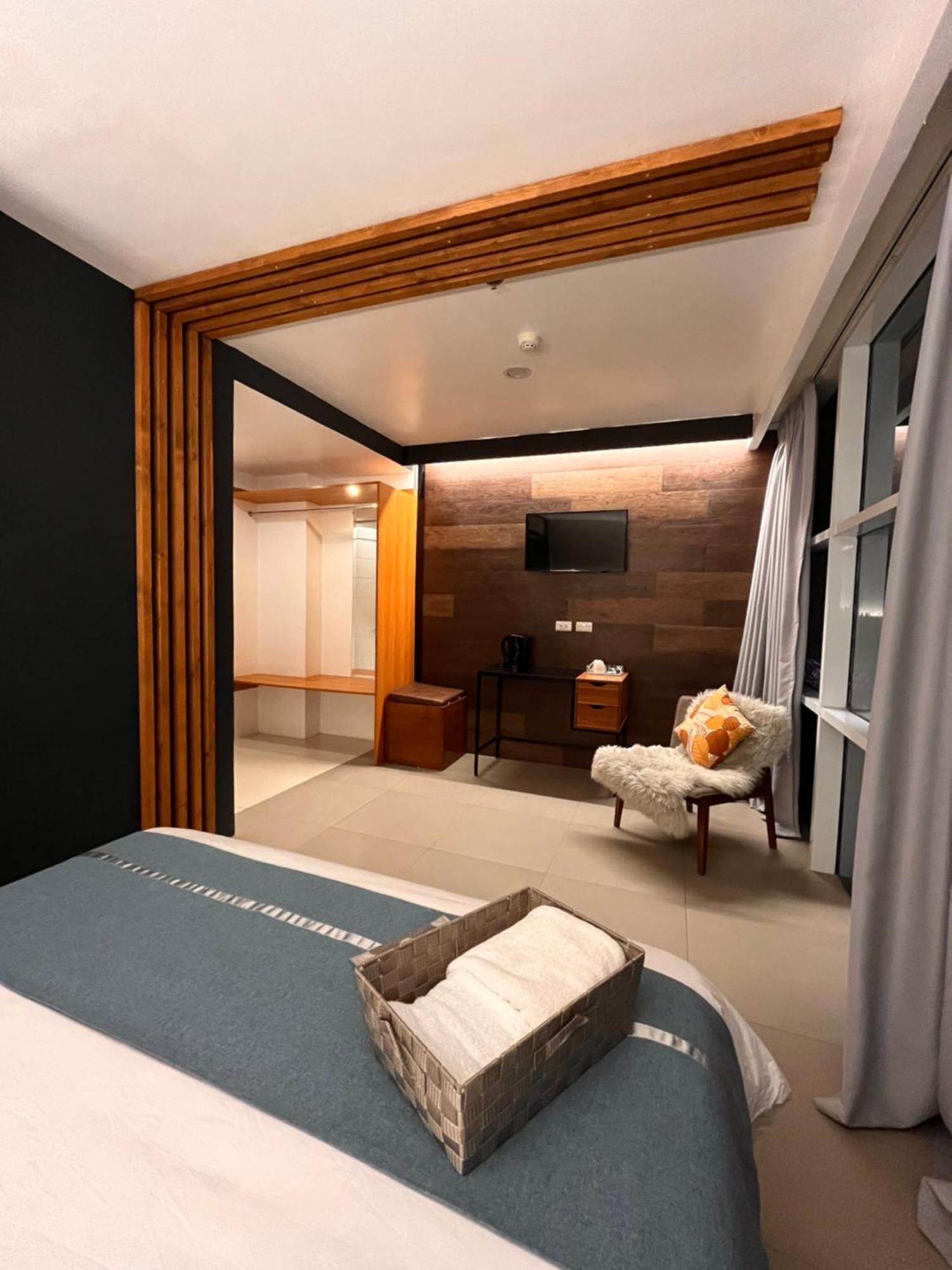 Dosi Hotel Ph タリサイ エクステリア 写真